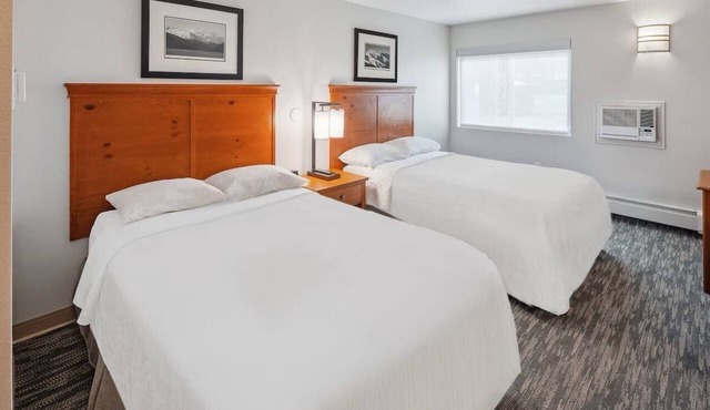Hotel Edgewater By Aspen Hotels