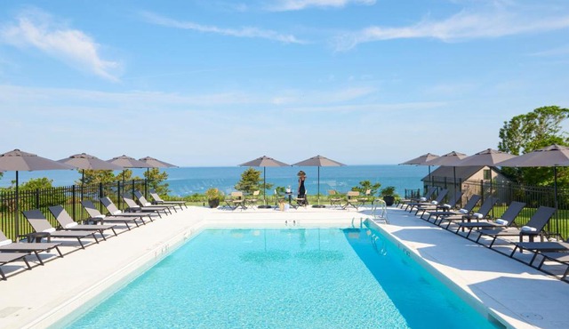 Hotel Moraine