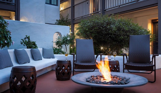 Hotel Pacific
