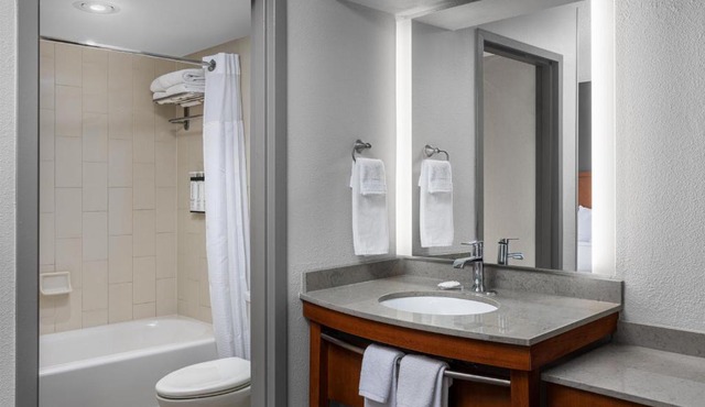 Hyatt Place Sterling Dulles Airport North