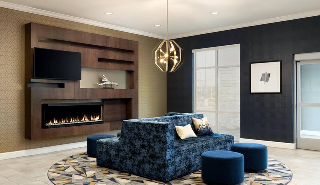 Hyatt Select St. Louis Airport