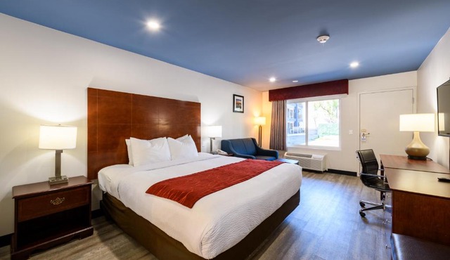 Hyland Inn near Pasadena Civic Center