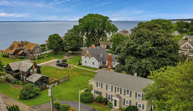 Ideal Madison vacation home just steps to private beach!