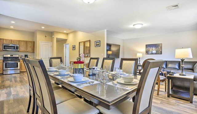 Ideally Located Glen Cove Apartment!