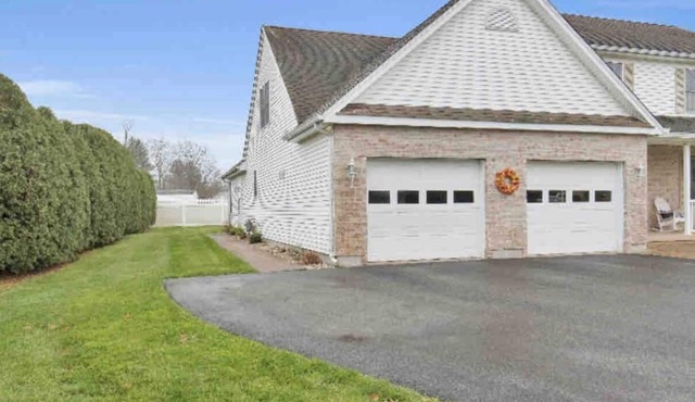 In-Law Suite in Rocky Hill with Private Entrance