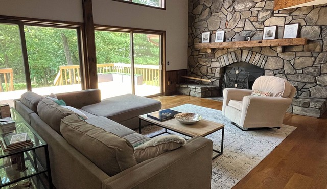 Incredible spacious family friendly getaway