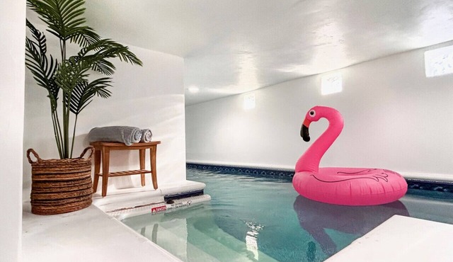 Indoor Saltwater Pool | Sauna | Mountain Views