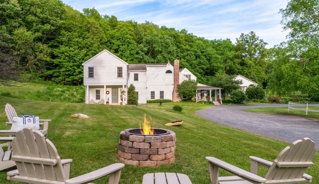 Inn at Silver Maple Farm