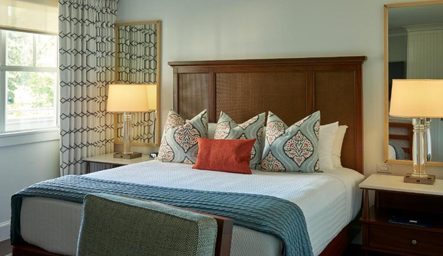 Inn By the Sea