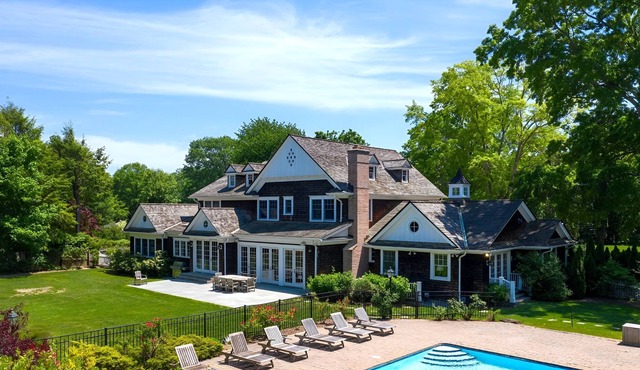 Insta-Worthy📸 Hamptons Style Close to NYC 🗽