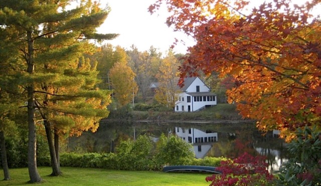 Inviting Lakefront Comfort in Historic Harrisville