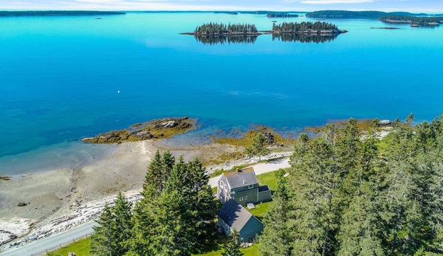 Island View Cottage - NEW! Waterfront Home in LDI
