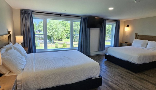 Juniper Motel-Double Queen-RM4-Pet Friendly*ATV Access*Lakefront