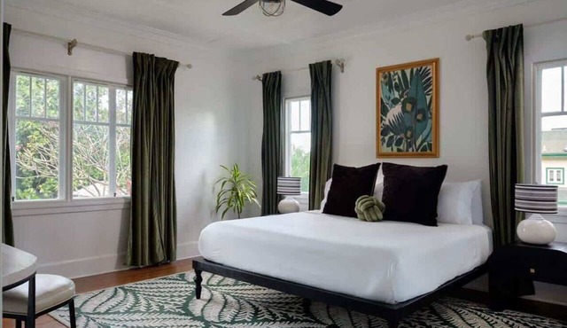 Kahili Suite - Historic charm meets Luxury