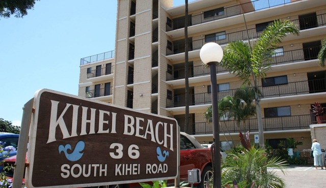 Kihei Beach #603 by Ali'i Resorts