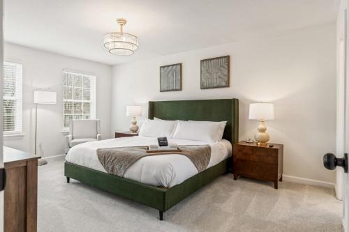 King’s Corner Retreat by StayLage