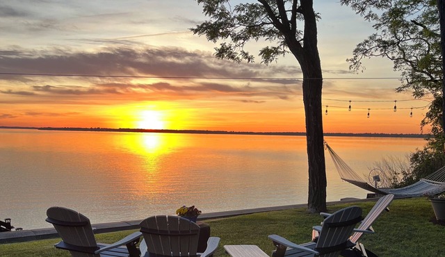 Lake Champlain-Waterfront, Fishing Dock, Mooring, Sunset, Kayak & Paddle Boards!