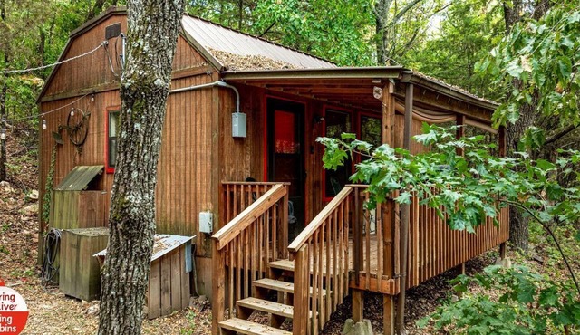 Lake Cozy Cabin Incredible for Water Sports in Miami, Oklahoma