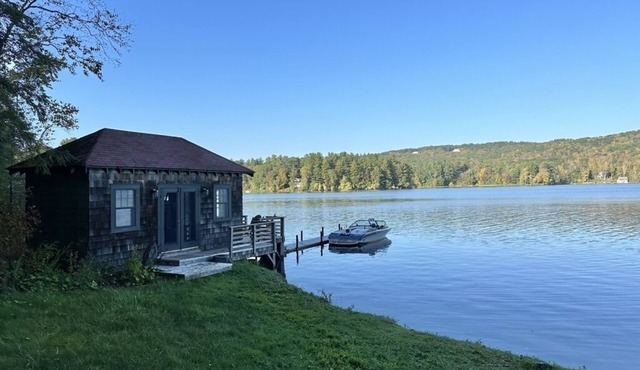 LAKE GARFIELD WATERFRONT HOME AND BOATHOUSE