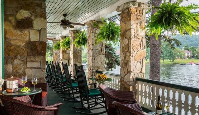 Lake Pointe Inn