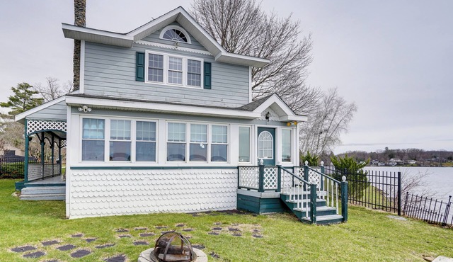 Lake Views & Dock Access - Pittsfield Cottage!