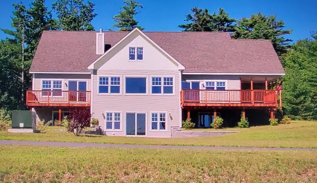 Lake Winnipesaukee, Boat Dock, Summer Hot Tub and Game Room