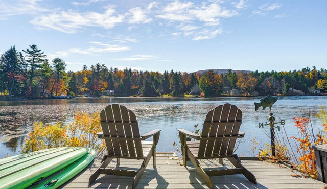 Lakefront Family Home w/Dock in Newport!