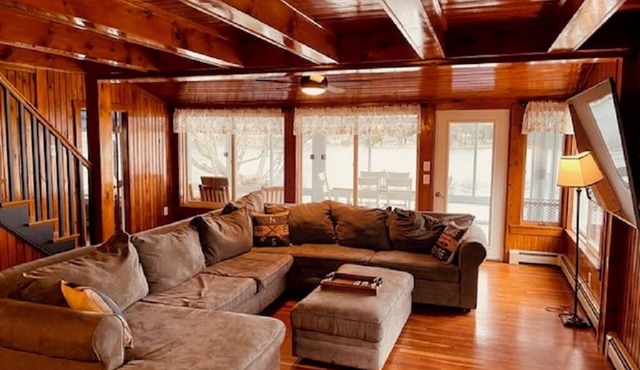 Lakefront Getaway with Hot Tub & Game Room!