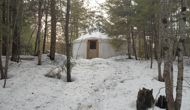LAKES REGION YURTS! The BEST private yurt in the Lakes Region. Book now☺️