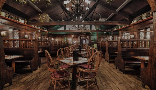 Lamie's Inn and The Old Salt Restaurant