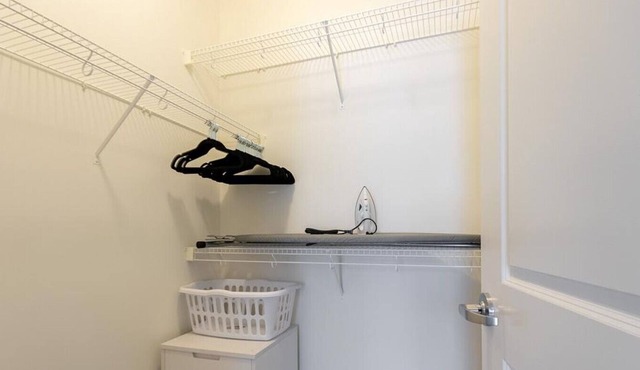 Landing at RM West - 1 Bedroom in River Market