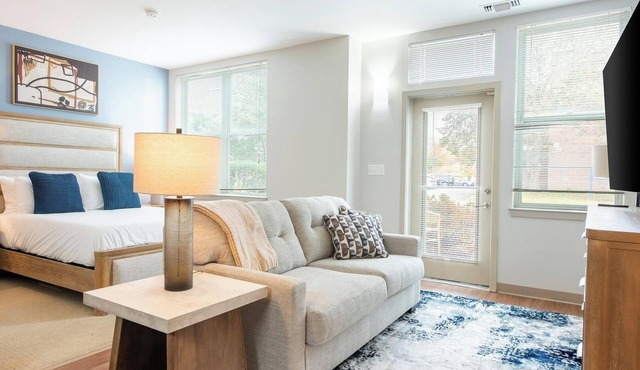 Landing | Beautiful Studio in South End Stratford