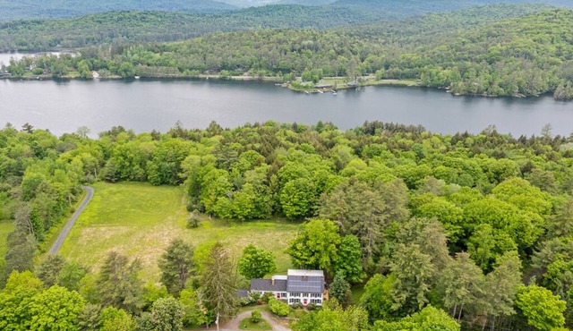 Large Stunning Family Home on Lake Fairlee with Spectacular Views