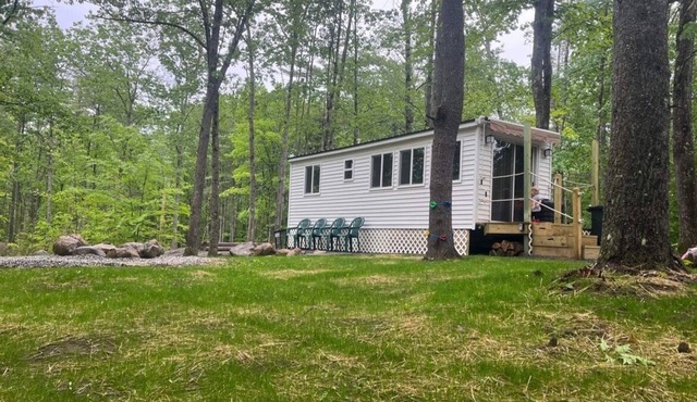 Lavender Haze Cottage in the Woods