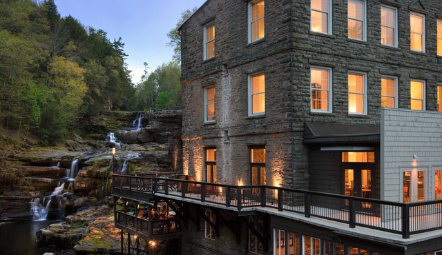 Ledges Hotel