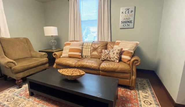 Live Like a Local in this 2 Bedroom Rowhouse