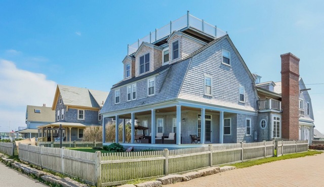 Looking for a HUGE family reunion house, Corporate Holiday Events