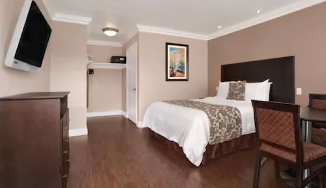 Lotus of Lompoc - A Great Hospitality Inn