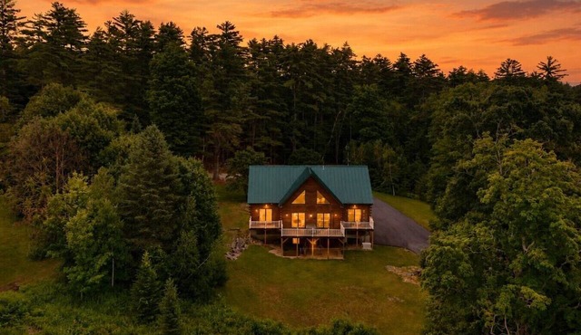 Lovell Lookout | Mt. Views, Hot Tub, Movie Theater