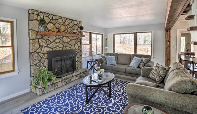 Lovely Terra Alta Retreat w/ Resort Perks!