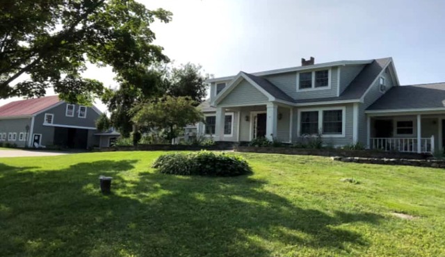 Lush Pastoral Vacation Rental Haven Near Saco River, Maine