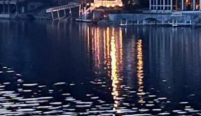 Luxurious Lakefront Living near Dartmouth/Hanover