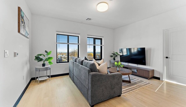 Luxury 2bd/2ba near Boston wi7j