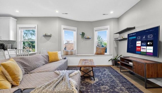 Luxury 3BR 2BA Boston Penthouse