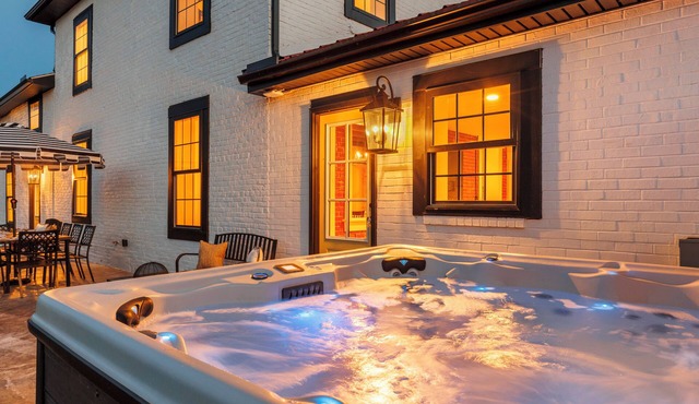 Luxury Angus Ranch Estate Pool & HotTub Private 50-Acre Retreat Near Hershey