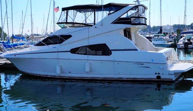 Luxury Boat Rental Located in the Marina of Boston Harbor, Massachusetts