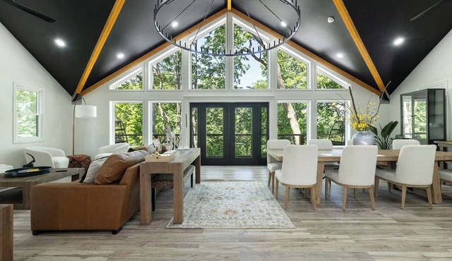 Luxury Lodge | 19mi to Stadium & MCI | Sleeps 10