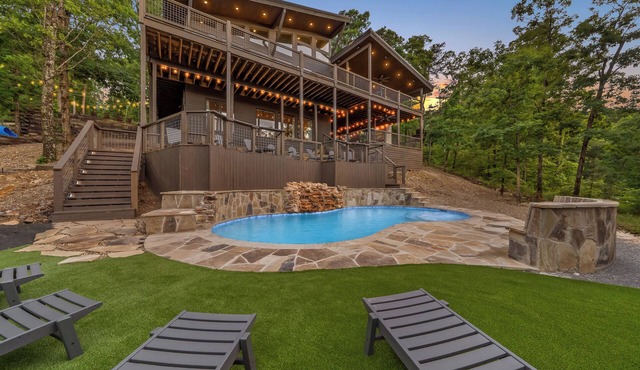 Luxury Mountaintop Cabin Pool w/Rock Waterfall Epic Views