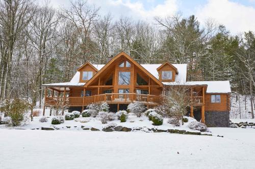 Luxury Private Estate with heated pool near Rhinebeck