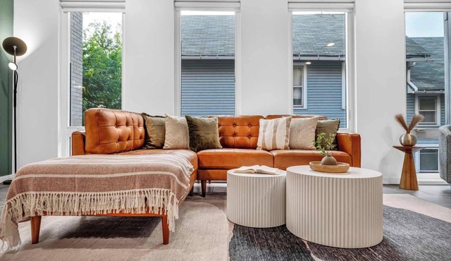 Luxury Rooftop Oasis Tremont